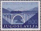 Поезд и виадук в Черногории
