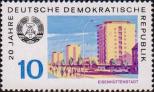 Эйзенхюттенштадт, первый социалистический город ГДР (заложен в 1951 г. на основе металлургического комбината «Ост» по проекту архитектора К. В. Лейхта)