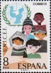 Эмблема ЮНИСЕФ и дети разных рас