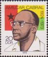 Портрет одного из основателей и генерального секретаря Африканской партии независимости Гвинеи и островов Зеленого Мыса А. Кабрала на фоне Государственного флага Гвинейской Республики