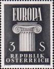 Часть ионийской колонны, слово «EUROPA»