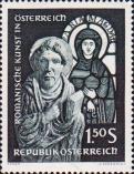 Бюст апостола из собора Святого Стефана в Вене и витраж с изображением Марии Магдалины